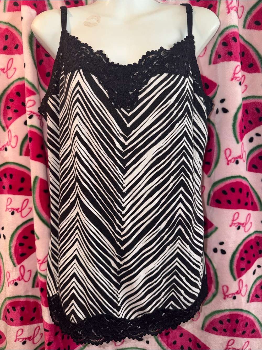 🖤🤍 Lane Bryant Striped Lace Trim Cami